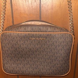 Michael Kors crossbody